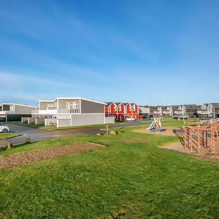 Laksen 42 With Golf Course Views בית נופש *
